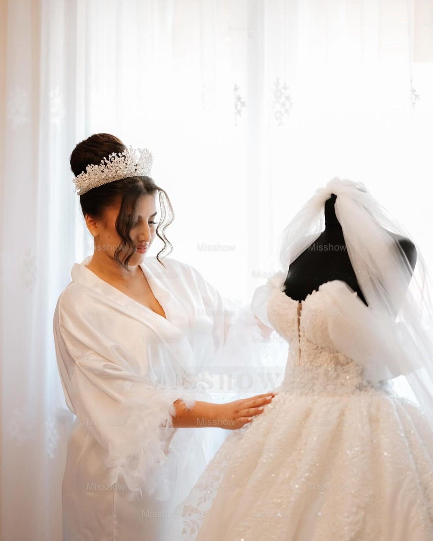 Romantic White Strapless Ball Gown Off-The-Shoulder Sequined Lace Sleeveless Long Tulle Wedding Dresses