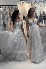 Romantic White Sweetheart A-Line Off-The-Shoulder Floor-Length Tulle Long Lace Wedding Dresses With Appliques
