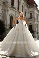 Romantic White Sweetheart Sleeveless Sequined Beaded Ball Gown Long Tulle Wedding Dresses