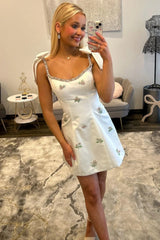Scoop Neck Oversized Bow Strap Rhinestone Trim Satin Floral Embroidery A-Line Homecoming Dress Mini