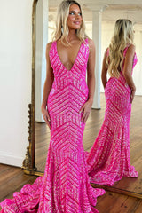 Sequined Mermaid Prom Dress with Deep V-Neck in Fuchsia