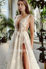 Sexy Long Ivory V-neck A-line Split Front Sleeveless Wedding Dress with Lace