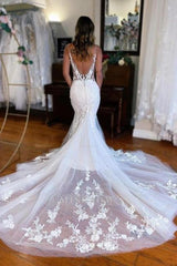Sexy Long Mermaid V-neck Sleeveless Lace Wedding Dresses with Train