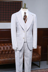 Simple White Plaid Peak Lapel Slim Fit Custom Men’s Suit