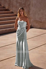 Strapless Sleeveless Long Mermaid Formal Dress With Pleated Flower
