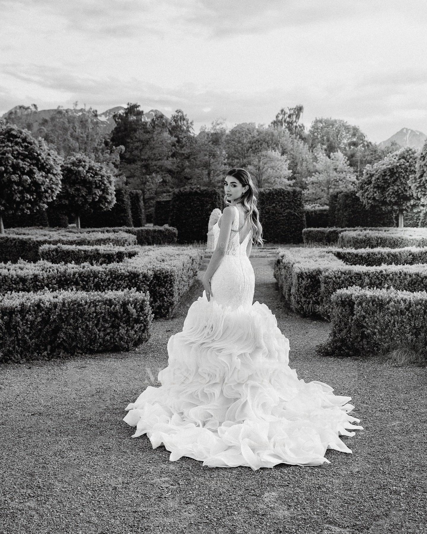 Stunning White Mermaid Spaghetti Straps Sleeveless Beaded Lace Organza Tiered Long Wedding Dress
