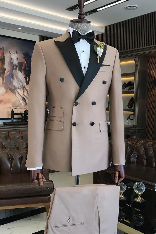 Stylish Khaki Peaked Lapel Double-Breasted Prom Outfit