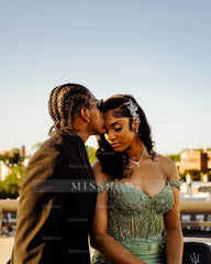 Stylish Long Green Sweetheart Sleeveless Mermaid Prom Dress with Appliques