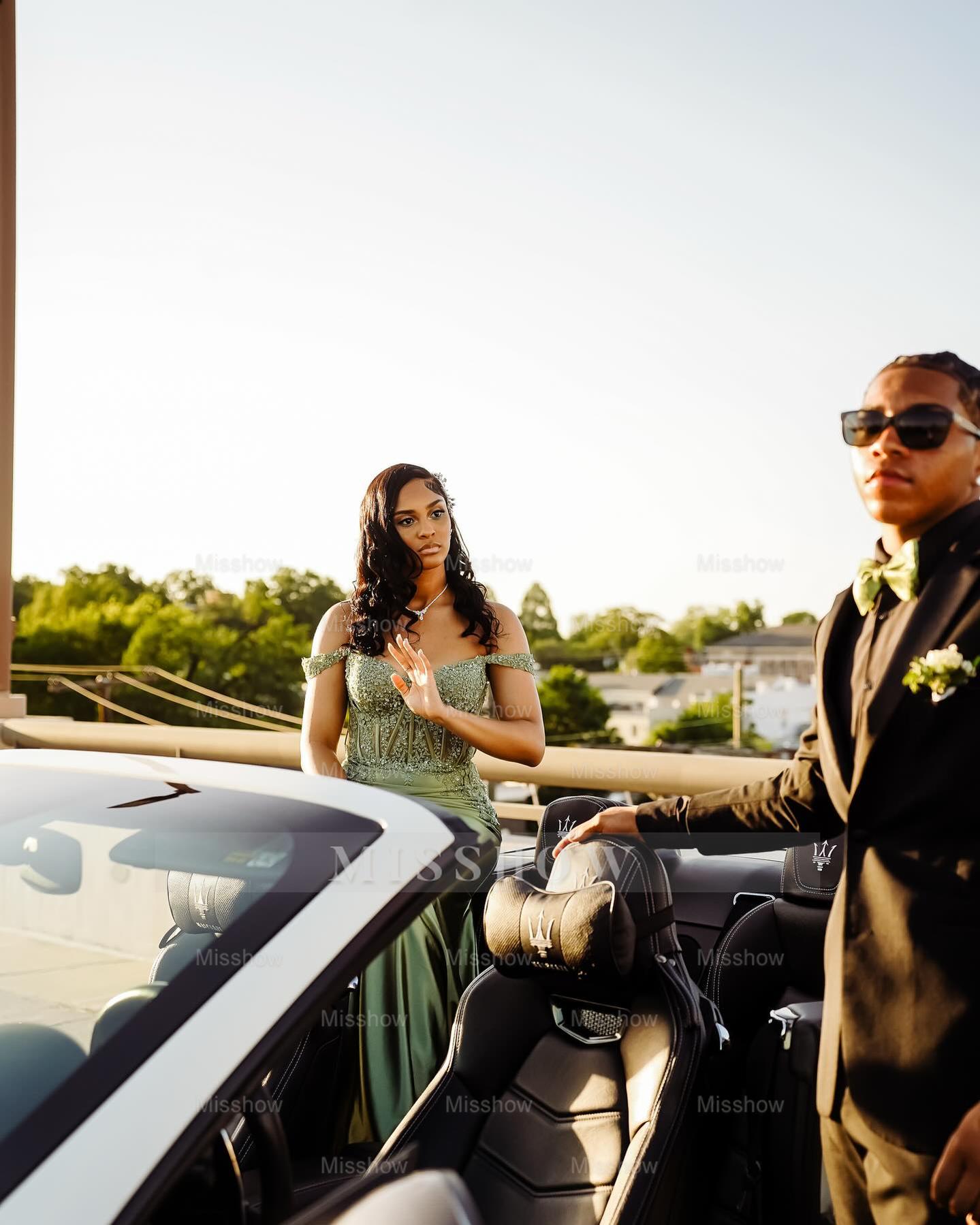 Stylish Long Green Sweetheart Sleeveless Mermaid Prom Dress with Appliques