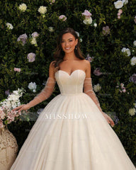 Sweetheart Long A-line Princess Glitter Sleeveless Lace Wedding Dress With Train
