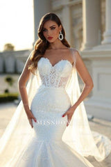 Sweetheart Mermaid White Wedding Dress with Court Train