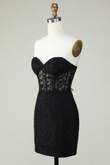 Bodycon Sweetheart Black Corset Homecoming Dress with Appliques