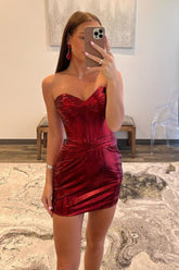 Red sweetheart satin bodycon homecoming dress