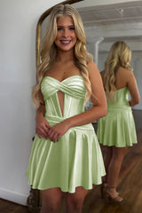 Trendy Burgundy Sweetheart A-Line Short Satin Corset Homecoming Dress