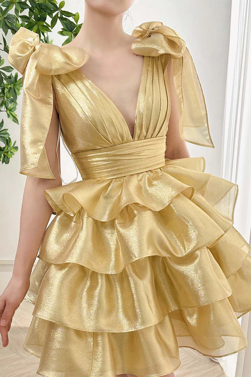 Trendy Pink A-Line Tiered Homecoming Dress with Bow