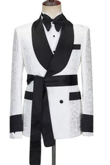 Trendy White Shawl Lapel Jacquard Wedding Suit