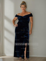 V-Neck A-Line Princess Floor-Length Velvet Mother of the Bride Dress with Side Split and Short Sleeves