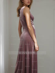 V-Neck Sleeveless Velvet Mother of the Bride A-Line Floor-Length Dress