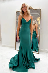 V-Neck Spaghetti Strap Lace-Up Open Back Vertical Ruching Fitted Mermaid Prom Dress Sweep Train Emerald Green