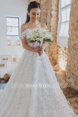 Vintage A-Line Lace Off-The-Shoulder Sleeveless White Wedding Dresses With Appliques