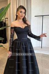 Vintage A-Line Satin Sweetheart Long Sleeve Black Prom Evening Dresses With Appliques