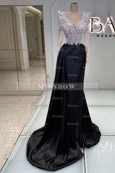 Vintage Column Satin Lace V-Neck Long Sleeve Black Prom Evening Dresses With Beading