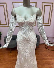 Vintage Ivory Sweetheart Long-Sleeve Mermaid Wedding Dress with Appliques