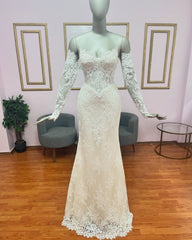 Vintage Ivory Sweetheart Long-Sleeve Mermaid Wedding Dress with Appliques