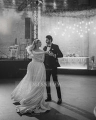 Vintage White A-Line Strapless Sleeveless Sweep Train Lace Wedding Dresses