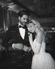 Vintage White A-Line Strapless Sleeveless Sweep Train Lace Wedding Dresses