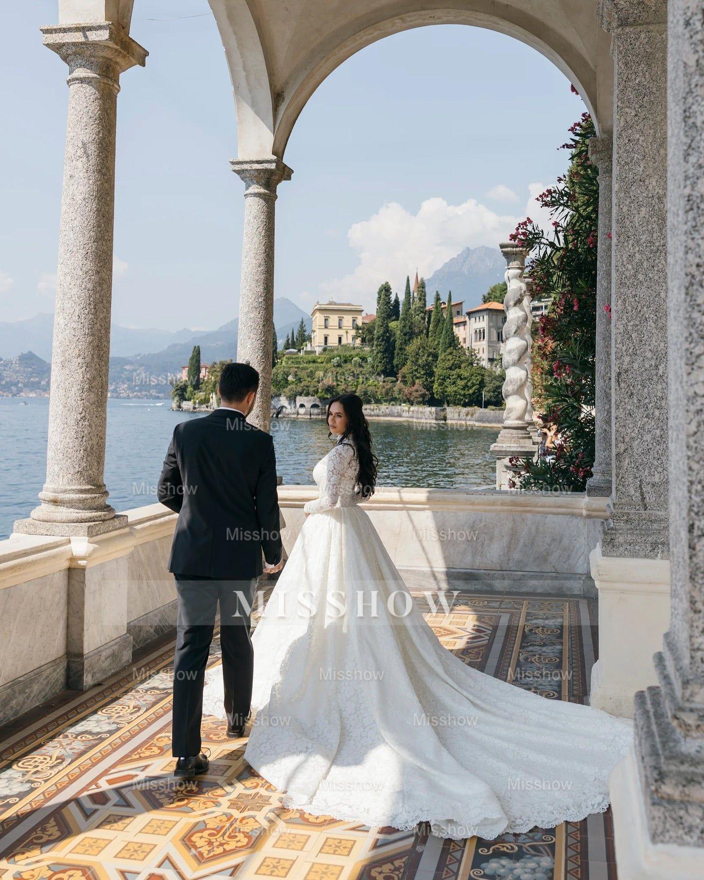 Vintage White High-Neck A-Line Long Sleeves Ball Gown Cathedral Train Lace Wedding Dresses