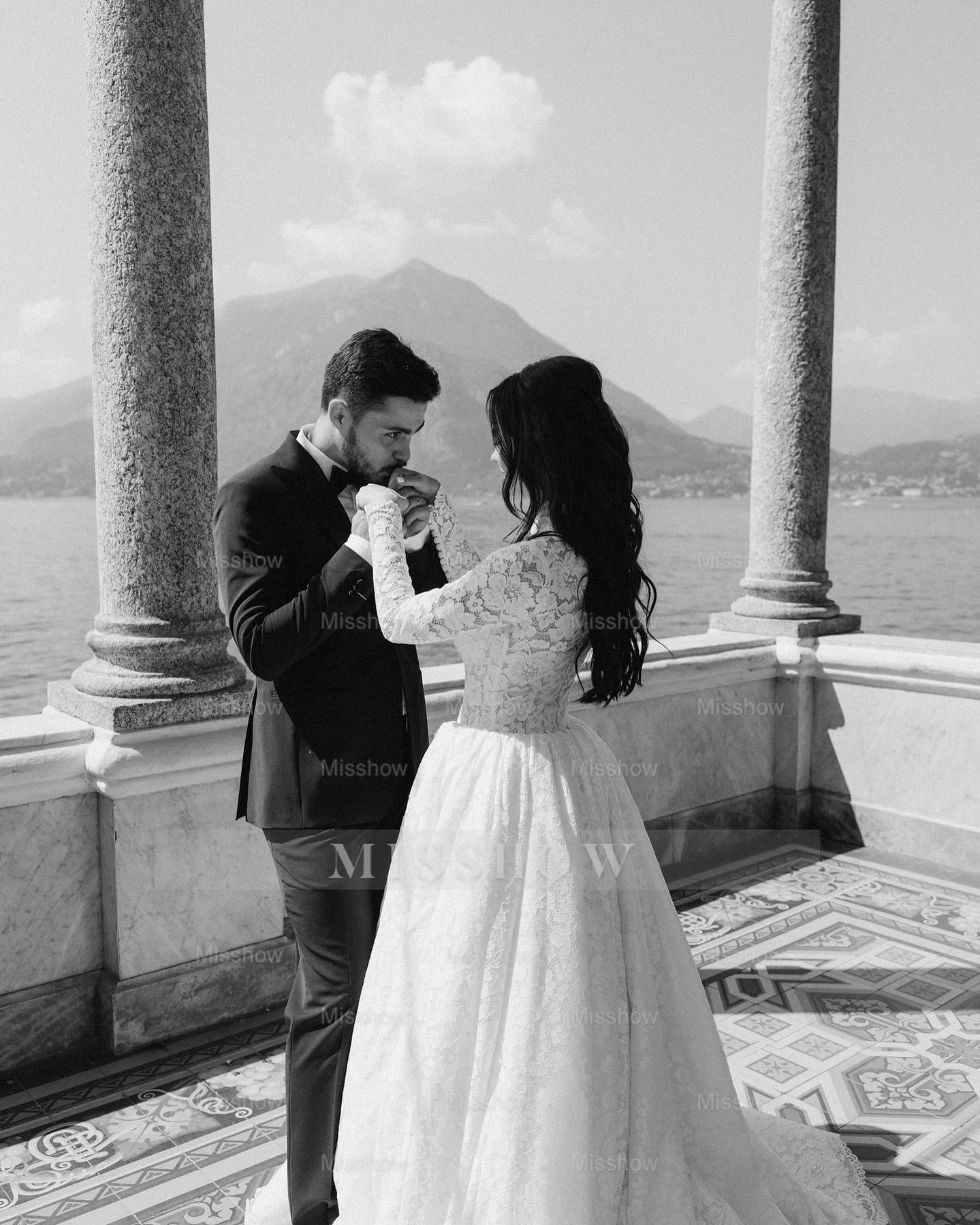 Vintage White High-Neck A-Line Long Sleeves Ball Gown Cathedral Train Lace Wedding Dresses