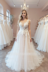 Vintage v-neck sleeveless a-line backless lace Wedding dresses