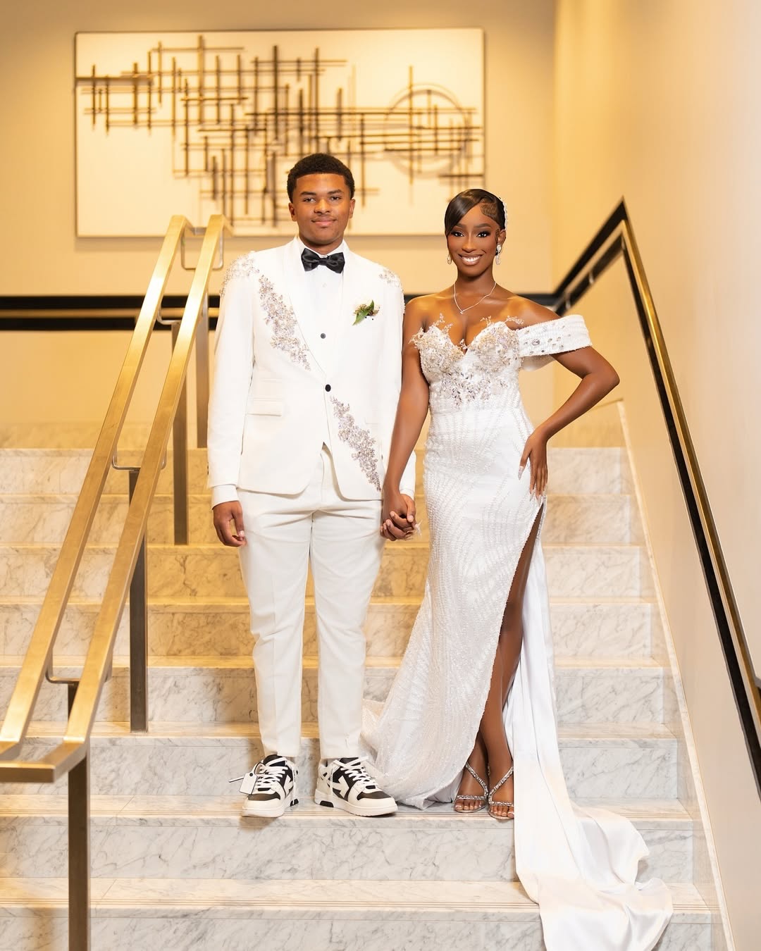 White Mermaid Prom Dress Off Shoulder Sweetheart 3D Floral Vine Crystal Applique Pearl Crystal Beaded Trim Sequin Diamond Grid Beaded High Split Sweep Train Gown