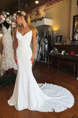 White Mermaid Wedding Dress Spaghetti Straps V Neck 3D Floral Lace Applique Open Back Corset Lace-Up Chapel Train Bridal Gown
