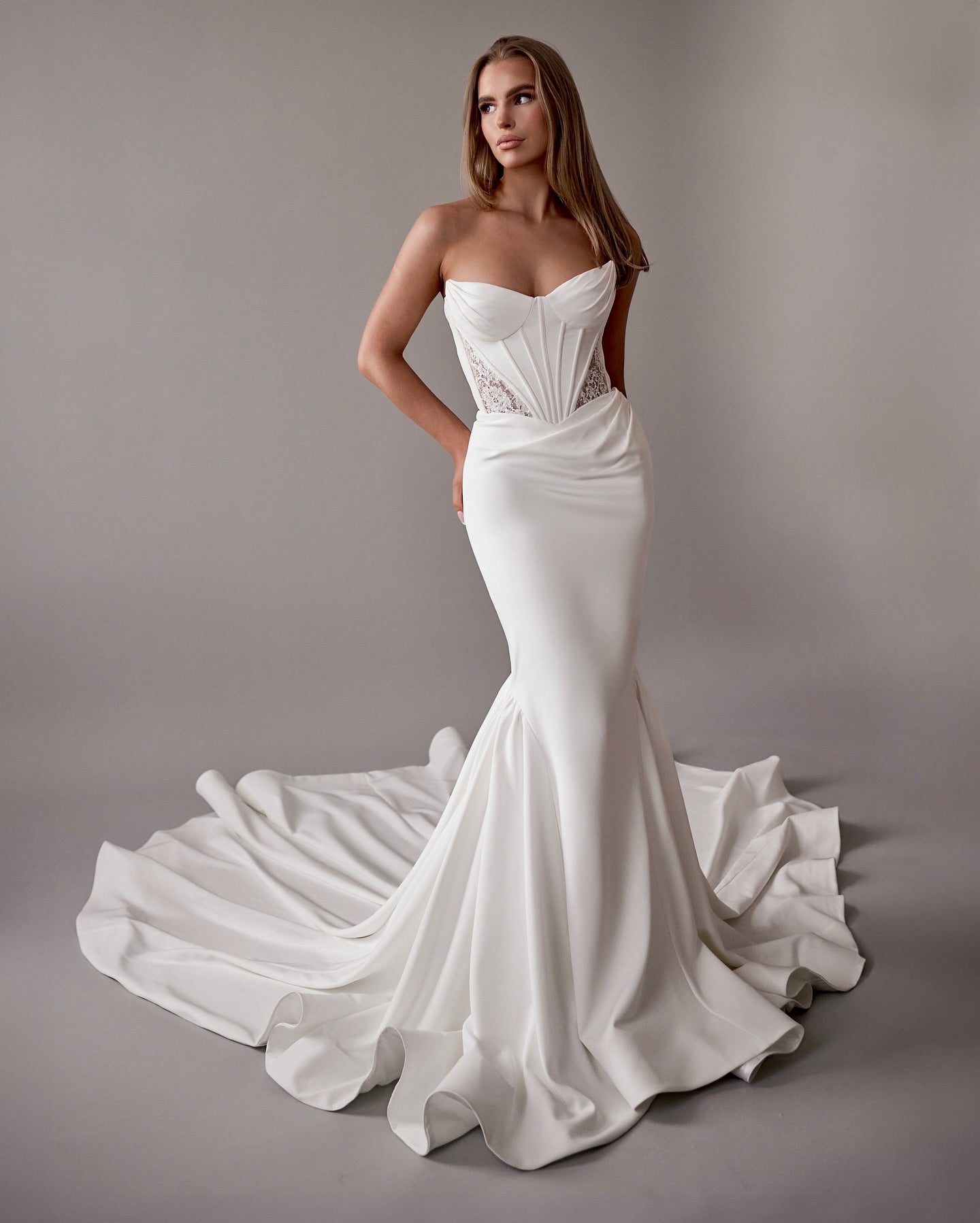White Satin Mermaid Wedding Dress Sweetheart Sleeveless Corset Bodice Open Back Cathedral Train Bridal Gown