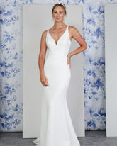 White V-Neck Spaghetti Strap Lace Sleeveless Mermaid Floor Length Formal Evening Dress