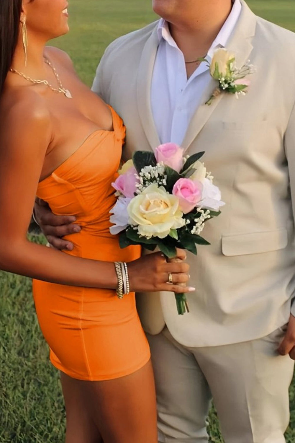 Yellow Bodycon Sweetheart Keyhole Mini Party Dress