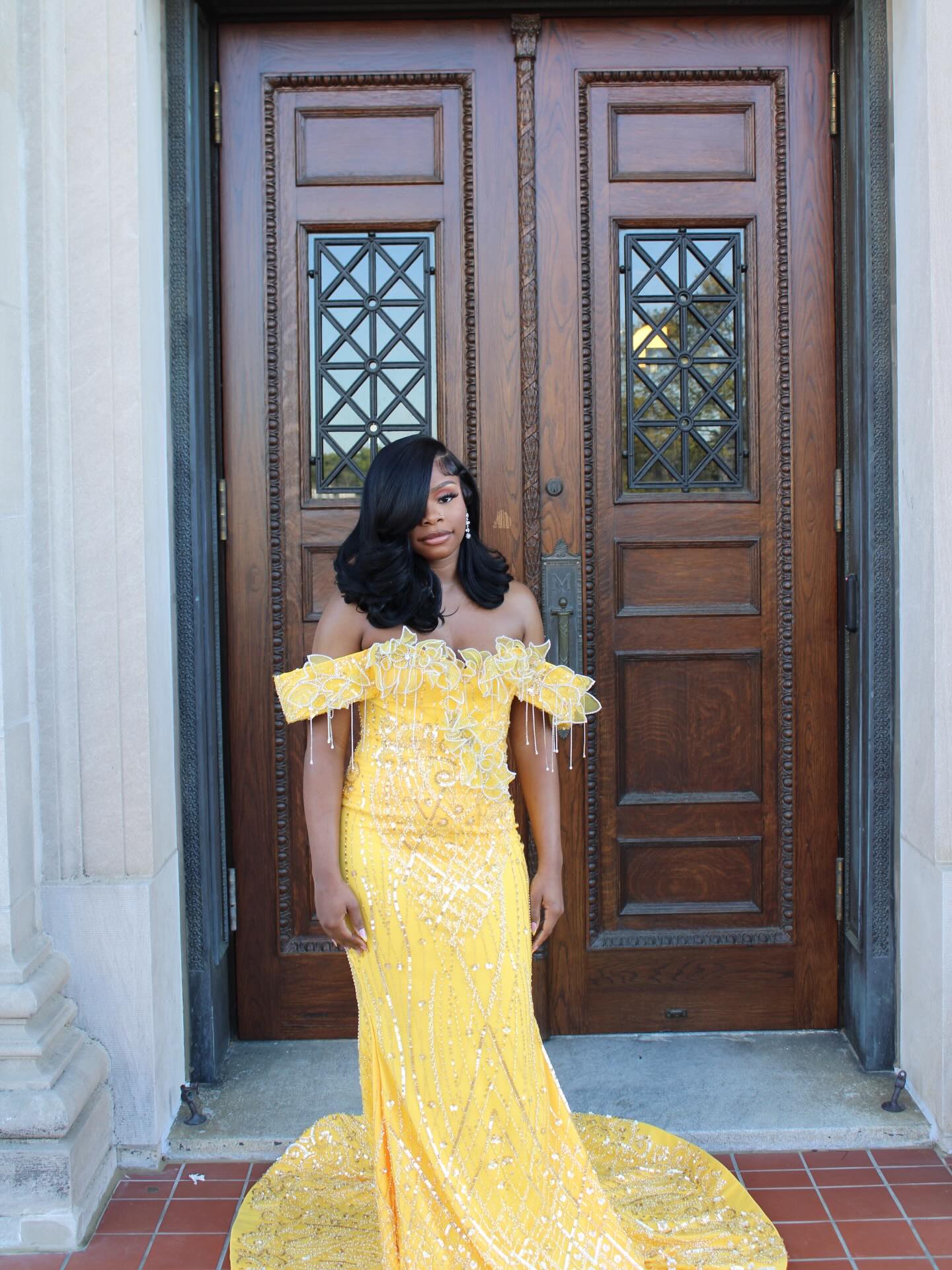 Yellow Lace Mermaid Prom Dress Off Shoulder 3D Floral Crystal Fringe Sparkly Evening Gown with Detachable Train