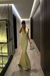 Yellow v-neck pleated mermaid evening dress
