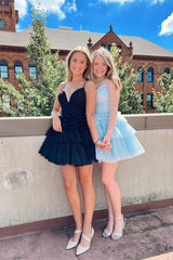 A-line V-neck Spaghetti Straps Sleeveless Tulle Homecoming Dresses