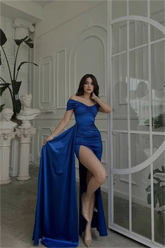 Simple Royal Blue Spaghetti Strap Pleated Long Formal Dress With Split