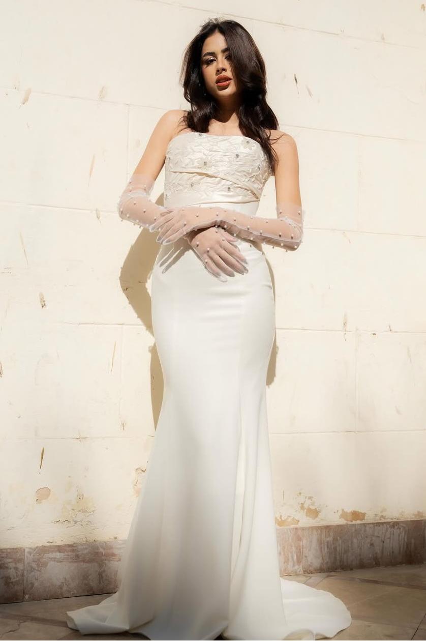 Strapless Sleeveless Long Mermaid Formal Dress With Beading Gloves