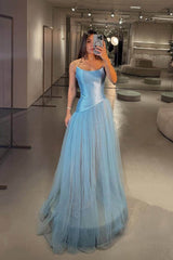 Chic Tulle Strapless Sleeveless Long Formal Dress With Pleated