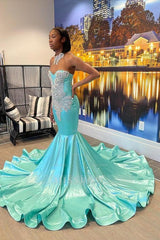 Beautiful High-neck Sweetheart Sleeveless Mermaid Prom Dress With Beading