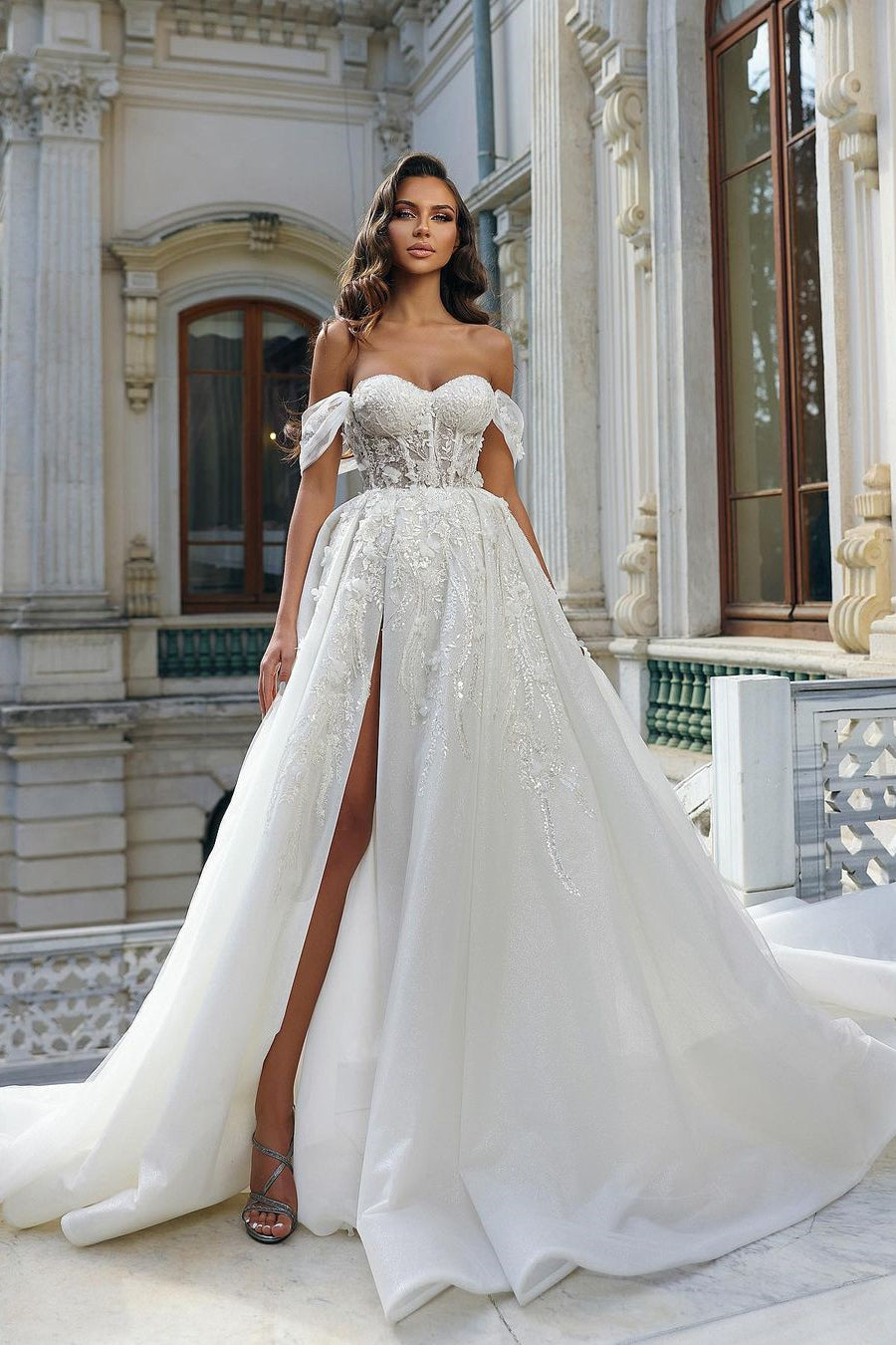 Beautiful Long White A-line Off-the-shoulder Lace Flowers Wedding