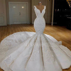 Beautiful Mermaid Lace Wedding Dress On Sale Straps Gorgeous Bridal Wears with Long Train