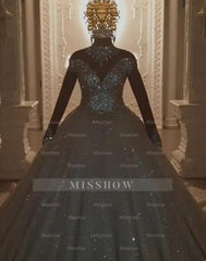 Beautiful Princess A-line Jewels Lace Wedding Dresses With Long Sleeves