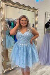 Beautiful Sky Blue A-line Appliques Short Homecoming Dress