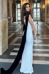 White Sleeveless Mermaid Long Formal Dress With Pleated Gloves